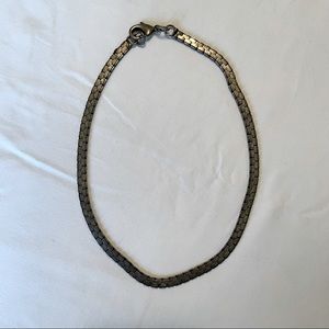Gunmetal silver chain.  1 cm wide.